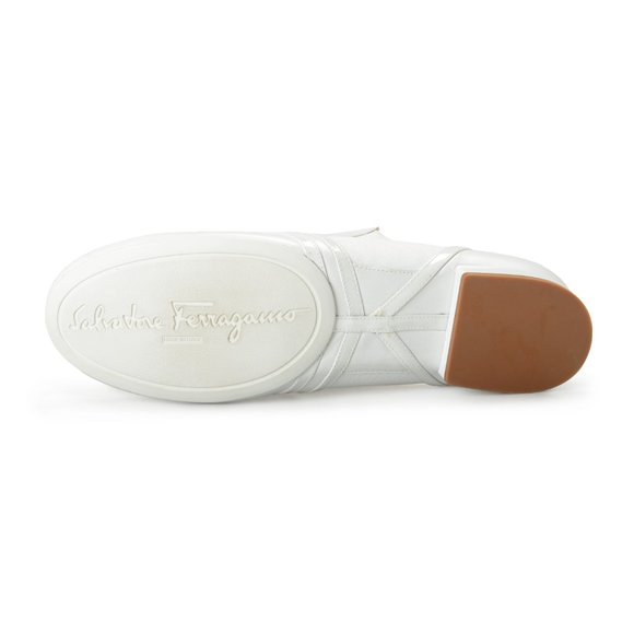 Salvatore Ferragamo \